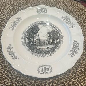 Vintage Wedgwood Williamsburg Va Bruton Parish Church Interpretive Plate 1984